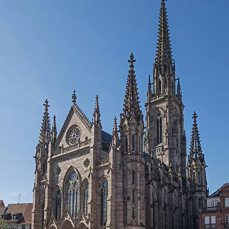 Mulhouse, Urban Family Nest *