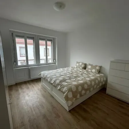Mulhouse, Urban Family Nest Apartment Mulhouse